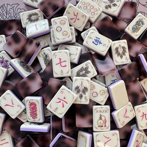 Nouvel ensemble de Mahjong américain de style victorien vintage avec design ton sur ton et dos en écaille de tortue pour la famille |   La série <span class=keywords><strong>Eloise</strong></span> - Product Image 2