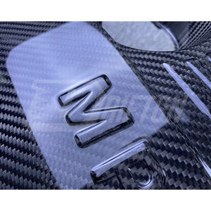 Cubierta de motor de fibra de carbono seca para BMW M3 M4 F80 F82 F83 2014-2020 - Product Image 2