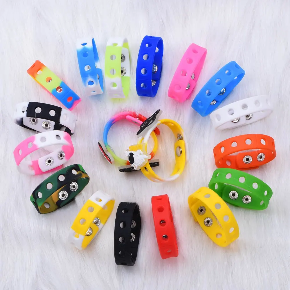 2022 Promotion Gift Rubber Colorful Wristband bracelet for croc charms children adjustable silicone charm bracelet