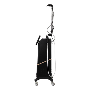 Machine de raffermissement cutané à micro-aiguilles RF laser CO2 haute précision 10640nm à intervalle multi-points pour l'amélioration de la texture de la peau et le resserrement privé - Product Image 2