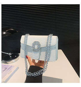 2025热卖女性时尚手袋女士手拿包女童晚装包 - Product Image 4