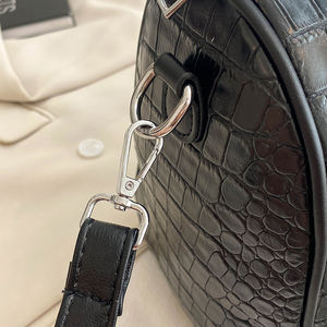 กระเป๋าโท้ทลำลองสไตล์เรโทรลายการ์ตูนเรขาคณิตสำหรับผู้หญิง พร้อมสายสะพายไหล่และซิป ผลิตจากโพลีเอสเตอร์และ PU พกพาสะดวก - Product Image 3