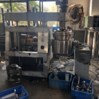 Mini-emulsifiant sous vide à cisaillement élevé Huashang pour la fabrication de lotions et crèmes cosmétiques
