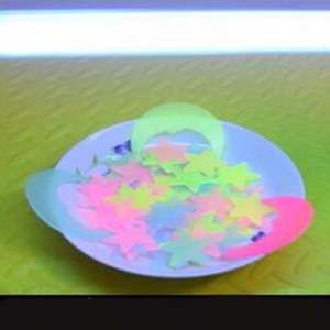 Pegatinas 3D Fluorescentes de Estrellas y Luna Baratas para Bolsas OPP, Brillan en la Oscuridad y son Populares - Product Image 3