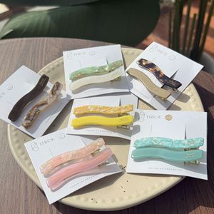 Pinzas de Pelo con Diseño OEM, Estilo Vintage, Geométricas y Simples, de Acetato, para <span class=keywords><strong>Mujer</strong></span>, con Diseño de Pico de Pato, para Fijar el <span class=keywords><strong>Cabello</strong></span> Lateral y las Flequillos, para Chicas - Product Image 1