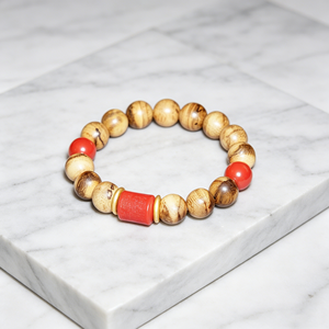 Bracelet perlé vintage en bois d'agar naturel avec serti clos et motif papillon en cinabre, style bouddhiste, unisexe, cadeau contre le mal et les forces négatives - Product Image 1