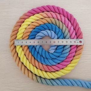 <span class=keywords><strong>Corde</strong></span> ronde <span class=keywords><strong>en</strong></span> coton épais de couleurs personnalisées bricolage décoration <span class=keywords><strong>arc</strong></span>-<span class=keywords><strong>en</strong></span>-<span class=keywords><strong>ciel</strong></span> couleurs <span class=keywords><strong>corde</strong></span> pour lacets de chaussures/<span class=keywords><strong>corde</strong></span> <span class=keywords><strong>en</strong></span> macramé - Product Image 3