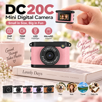 Kamera Mini Gantungan Kunci DC20C 720P 2MP CMOS Kamera Digital Saku Layar IPS 0.96 Inci Pengisian Daya USB-C Senter LED Terintegrasi