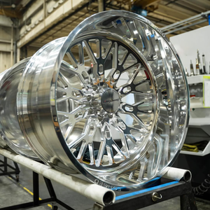 22x12 22x14 24x12 24x14 26x16 28x16 Tiefbett Geschmiedete Polierte LKW-Räder für Ford <span class=keywords><strong>Truck</strong></span> F-250 F-350 20 22 24 26 28 30 Zoll - Product Image 4