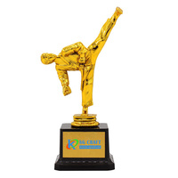 Trophée en forme de trophée en métal créatif personnalisé Trophée en résine Prix du trophée en verre