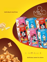 Galletas Chinas con Sabores Dulces y Salados, Rellenos de Crema de Chocolate y Fresa, Empaque en Caja, Forma Cuadrada