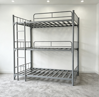 Lit superposé triple moderne en métal, cadre de lit en acier robuste, lit superposé à 3 niveaux, taille double avec barrières de sécurité, échelle verticale pour dortoir