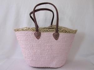 Panier en paille naturel fait main avec deux poignées, design minimaliste, panier de rangement ouvert, décoration d'intérieur, Saint-Valentin - Product Image 1
