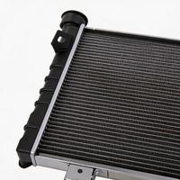 Radiador de Agua para Auto OE 21070-1301012 Compatible con Lada 2107, Piezas del Sistema de Refrigeración del Motor con Proceso de Expansión de Tubos