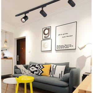 Projecteur <span class=keywords><strong>sur</strong></span> <span class=keywords><strong>rail</strong></span> coulissant COB, montage en surface, 20W 30W, alliage d'aluminium, CRI 85, éclairage commercial pour magasin de vêtements, laiterie - Product Image 4