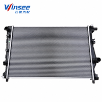 Radiateurs automobiles YunChi 68284108AA 68229284AA 68197299AC pour JEEP CHEROKEE 2.4L I4 2014 MT – Réservoir de radiateur de voiture
