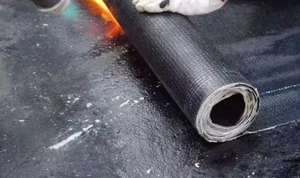 Membrane d'étanchéité en bitume SBS moderne, granulés minéraux de sable, résistante aux UV, garantie 5 ans, certifiée ISO, utilisation en <span class=keywords><strong>piscine</strong></span> - Product Image 2