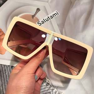 Lunettes de soleil carrées surdimensionnées élégantes rétro tendance 2022, verres dégradés en une seule pièce, lunettes de soleil pour femmes - Product Image 3