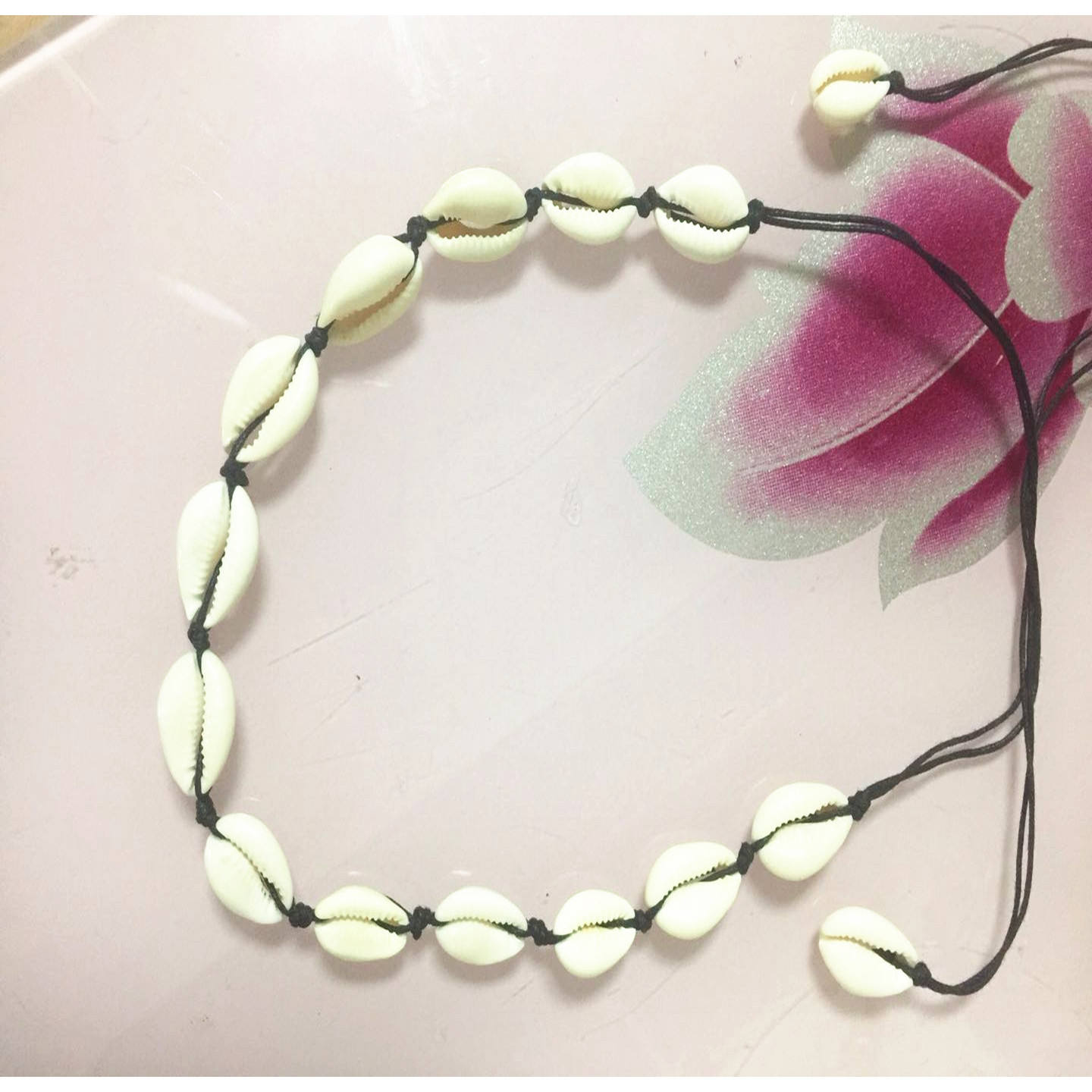 Cuerda negra retráctil