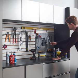 Armoire de garage murale gris métallisé avec porte en bois série DB Nova - Product Image 3