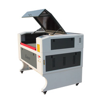 Machine de gravure laser CO2 de bureau en gros 40W/50W/60W/80W/100W/130W, machine de gravure laser 3D