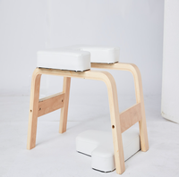 Banc d'inversion pliable pour exercices de yoga avec coussinets en PU et bois, chaise d'entraînement pour postures inversées, couleur personnalisable