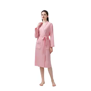 Sunhome ODM Sleepwear Kimono Neck Waffle Pajamas Well-fitting Women Bathrobes For Salon