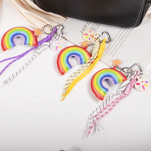 Pendentif de sac et porte-clés en cuir et coton, motif arc-en-ciel, en corde tressée, design complexe et raffiné, avec motif 'Love' - Product Image 5