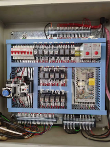 เครื่องอัดไฮดรอลิกแบบสี่เสาสองคาน รุ่น Taili Y32-500T สำหรับการผลิตอิฐทนไฟขนาดใหญ่ ความแข็งแรงสูง แบบอัตโนมัติ - Product Image 3