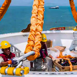 中国製ウェビングスリングタイプ30トンポリエステルフレキシブルエンドレスリフティングストラップカスタムOEMヘビースリング - Product Image 2