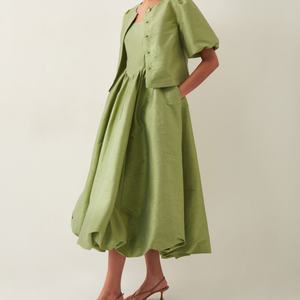 Robes d'été unies plissées décontractées et élégantes pour femmes – Vente en gros - Product Image 5