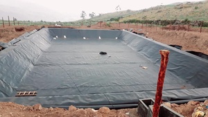 Geomembrana de HDPE de 2.5mm de Espesor, Anti-UV, para Piscifactorías, Presas, Estanques, Riego Agrícola y Embalses - Product Image 4