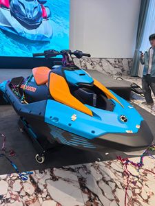 Nouveau Véritable Jet Ski à Moteur Inboard Essence 4 Temps Sea-Doo TRIXX 90hp CLCS 90 Modèle 2026 pour Utilisation en Mer et en Lac - Product Image 6