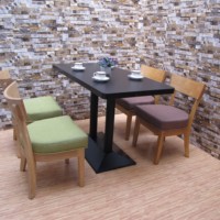 Café solide personnalisé en gros à manger table de dalles de bois à bord vif pour restaurant d'extérieur moderne à usage de haute qualité et bonne réputation