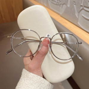 Lunettes anti-lumière bleue Qianai pour femmes, monture ronde, métal TR hybride, taille moyenne, verres AC, montures de lunettes pour un style tendance - Product Image 1