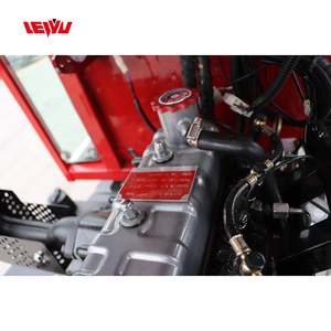 50 PS/60 PS/70 PS/80 PS Multifunktionale Landwirtschaftliche 4x4 Mini-Traktoren mit Dreipunktaufhängung und 4-Zylinder-Dieselmotor - Product Image 4