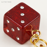 Porte-clés dés à jouer, breloques dés translucides rouge rose pailleté avec points en cristal, anneau de suspension doré avec fermoir pivotant