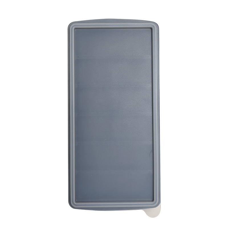 Seis negros con tapa.