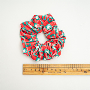 Clarmer Nieuwe Mode Vrouwen Meisjes Haar Accessoires Winter Warm Patroon Custom Goedkope Haar Kerst Fluwelen Scrunchies - Product Image 3