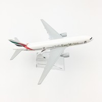 Modèle d'avion en métal moulé sous pression B777 à l'échelle 1:400 de 16 cm, ensemble cadeau pour enfants, prix de gros, en vente