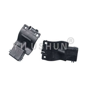 E24 3W7Z-17603-AA Auto Parabrezza Tergicristallo Liquido <span class=keywords><strong>Lavavetri</strong></span> Jet Ugello 3W7Z17603AA per F-150 Spazzola del Tergicristallo Ugello di Spruzzo 50 pz/borsa OEM /ODM - Product Image 3