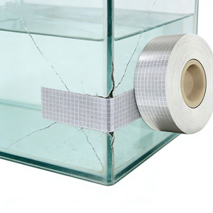 Ruban Butyle Imperméable, Scellant Auto-Adhésif Robuste pour la Réparation des Fuites, Applications Toiture, Tuyaux, Fenêtres, Marine et Camping-Cars - Product Image 4