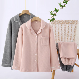 Ensemble de pyjamas d'automne avec logos personnalisés Pyjamas uni en coton <span class=keywords><strong>pour</strong></span> femmes Cardigan à revers Vêtements de nuit <span class=keywords><strong>pour</strong></span> couple Pantalons à manches longues <span class=keywords><strong>Nuisette</strong></span> chaude <span class=keywords><strong>pour</strong></span> hommes - Product Image 5