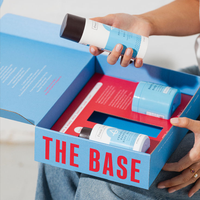 Coffret Cadeau Haut de Gamme Personnalisé pour Soins de la Peau avec Logo, Finition Mate, Gaufrage, Doublure Éponge, Fermeture Magnétique, en Carton Rigide