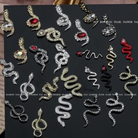 Paso Sico Édition Nouvel An Accessoire de Nail Art en Alliage Serpentine Ultra-Brillant Tridimensionnel Incrusté de Diamants Petit et Haut de Gamme