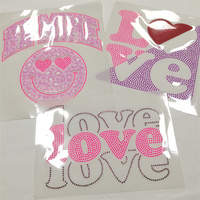 LOVE Motit Rhinestone Transfer Love Heart Be My Valentine Iron on Rhinestone Transfer Motif pour la Saint-Valentin