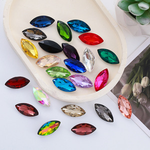 Diamante ojo de caballo, diamante de cristal de forma irregular, diamante con base puntiaguda, accesorios DIY para decoración de uñas con conchas. - Product Image 2