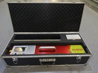 Alat Ukur Retroreflektivitas Garis Jalan ASTM RL QD, Retroreflectometer Digital Portabel dengan Gagang
