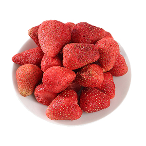 Fraises lyophilisées biologiques USDA collations saines en vrac avec goût aigre-doux fruits confits sans OGM dans un emballage sous vide OEM - Product Image 5