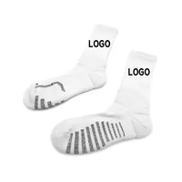 Chaussettes de sport antidérapantes personnalisées pour adultes, blanches, design football, mode Ome, chaussettes de sport athlétiques en coton tricoté pour hommes